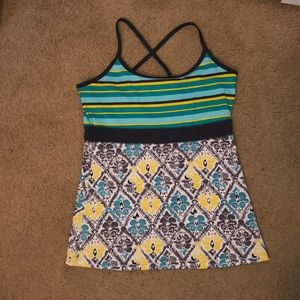 Soybu criss cross workout top